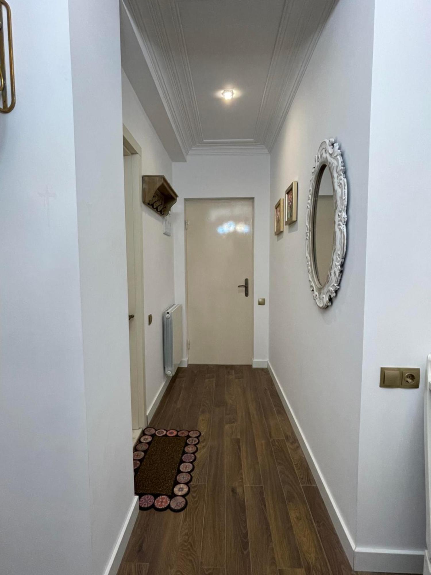 Picasso Apartment Kutaisi Esterno foto